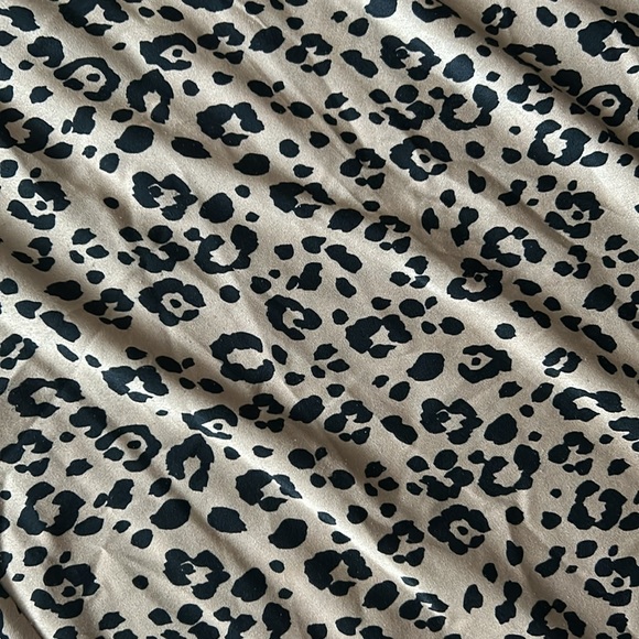 Cheetah Silk midi skirt - Picture 2 of 2